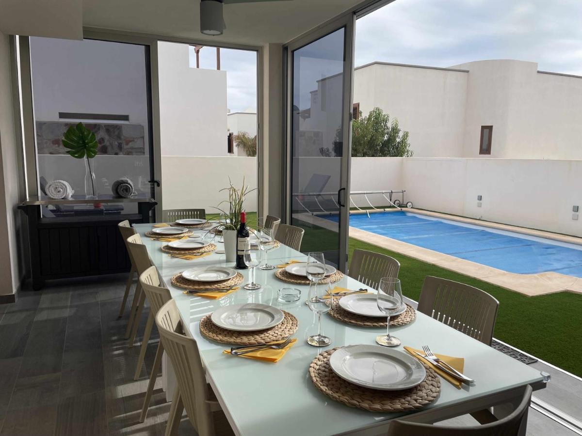 Holyhome Villa Cinema Perfect For Families Costa Teguise Exterior photo
